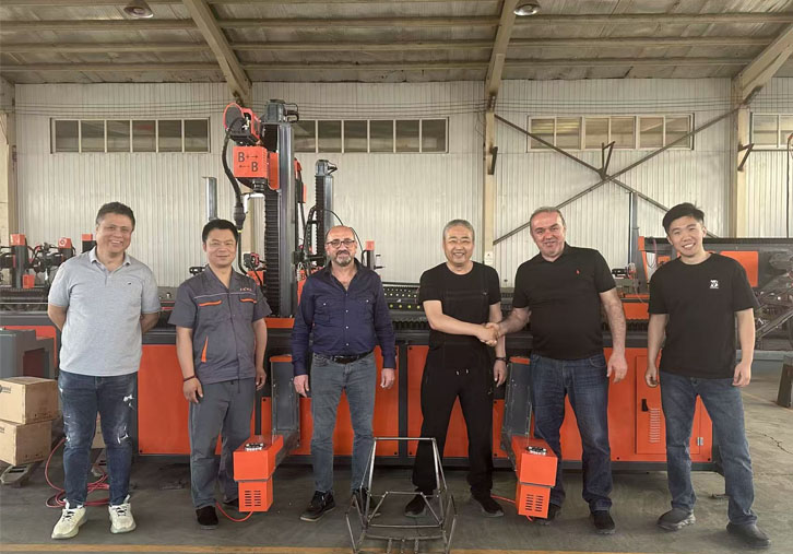 Friendship and Cooperation: Turkish Clients at Juyoubao